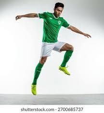 [图]凯恩两助攻迪亚斯破门 拜仁3-2胜奥格斯堡